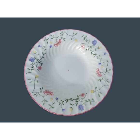 4 Johnson Bros Summer Chintz 8 1/2" Rimmed Soup Bowls - Picture 2 of 3